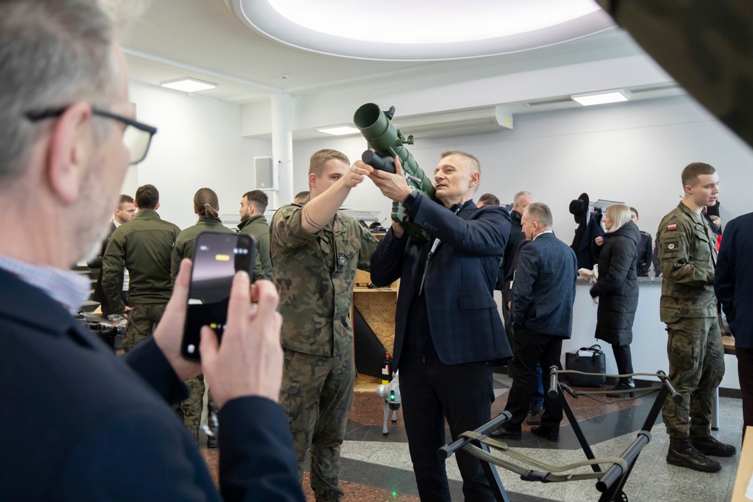 598382192 122213843654286264 114988432279080972 n