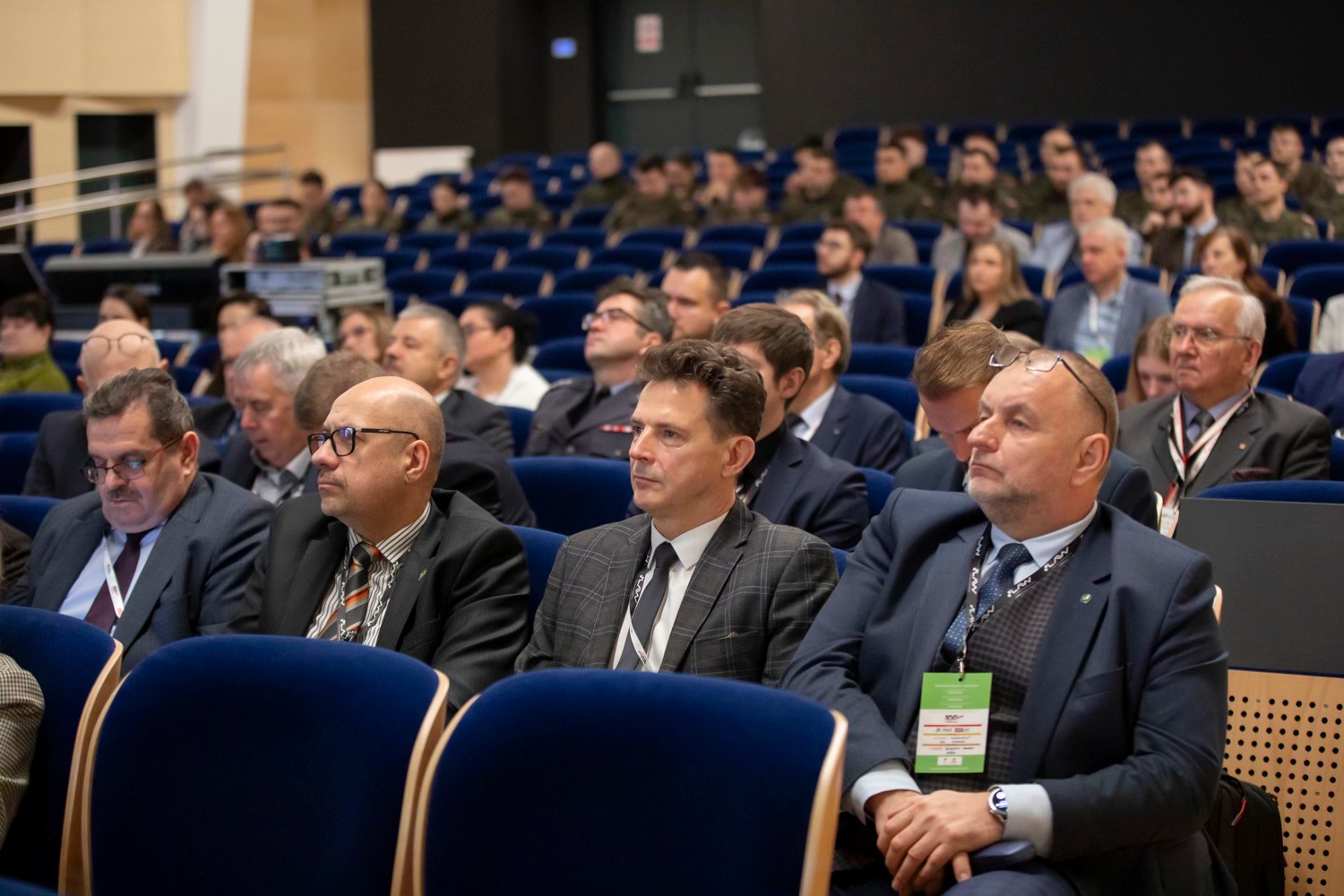 598382192 122213843654286264 114988432279080972 n